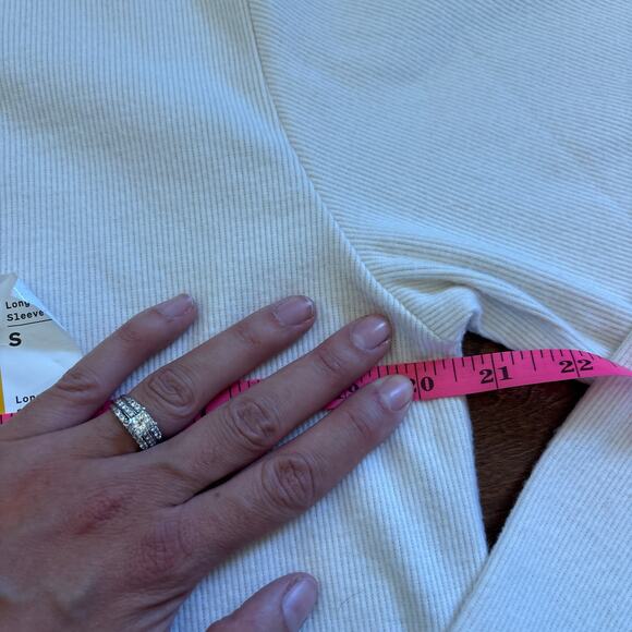 NWT Houston White Turtleneck Rib Knit Relaxed Pullover Sweater Cream Womens S - Picture 8 of 8